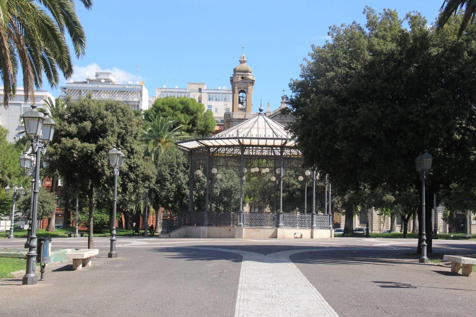 Hotel Plaza Taranto Exterior photo